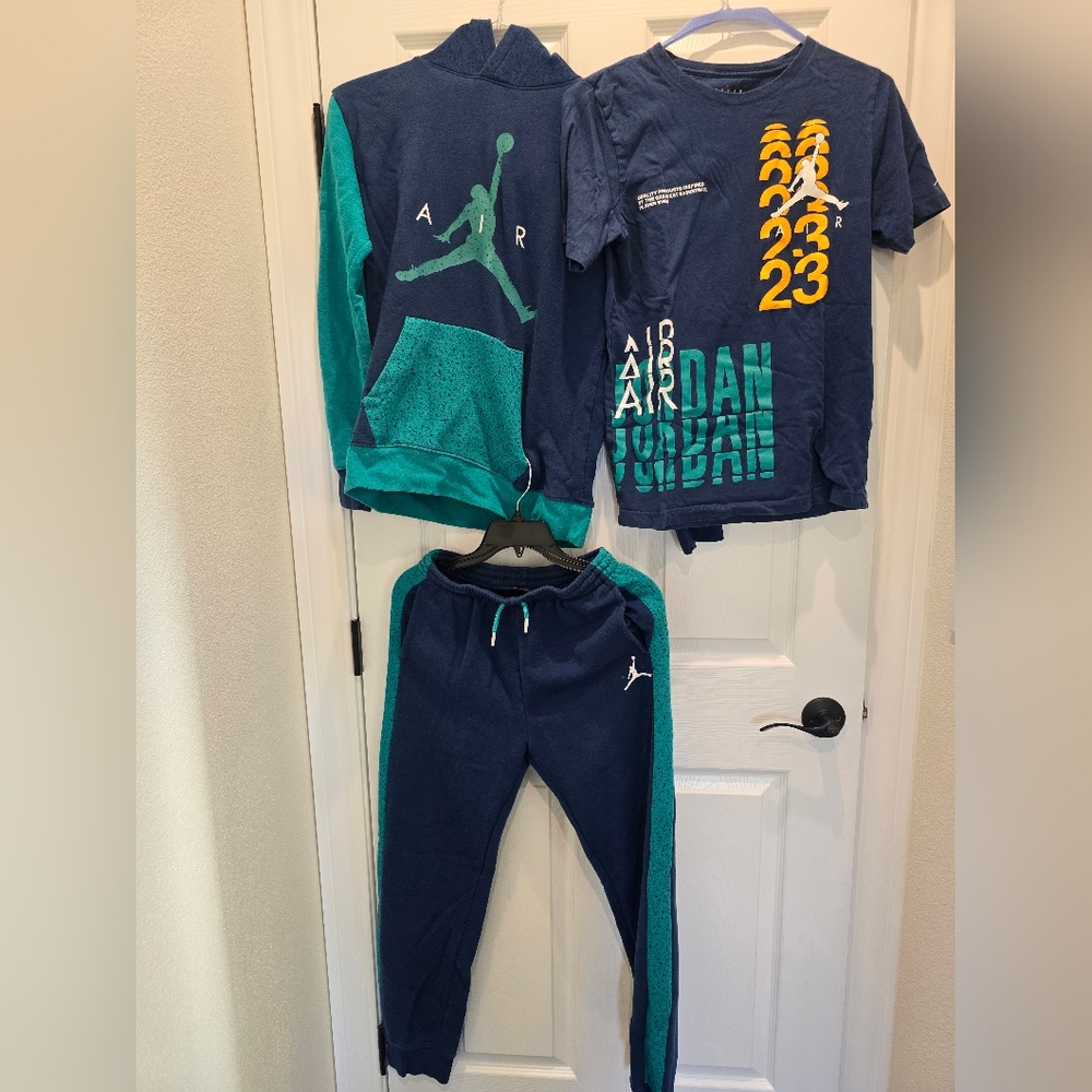Air jordan teen XL 13-15 sweat outfit